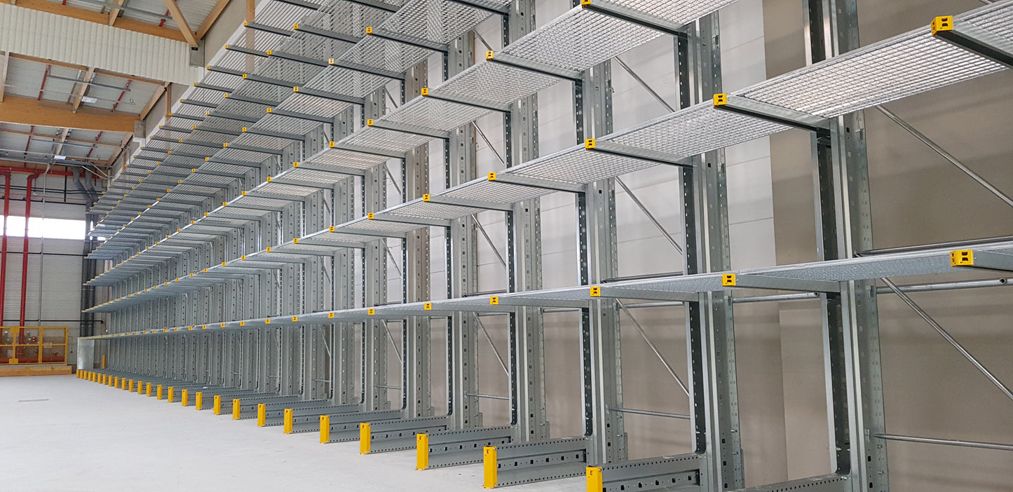Cantilevers pour charges longues